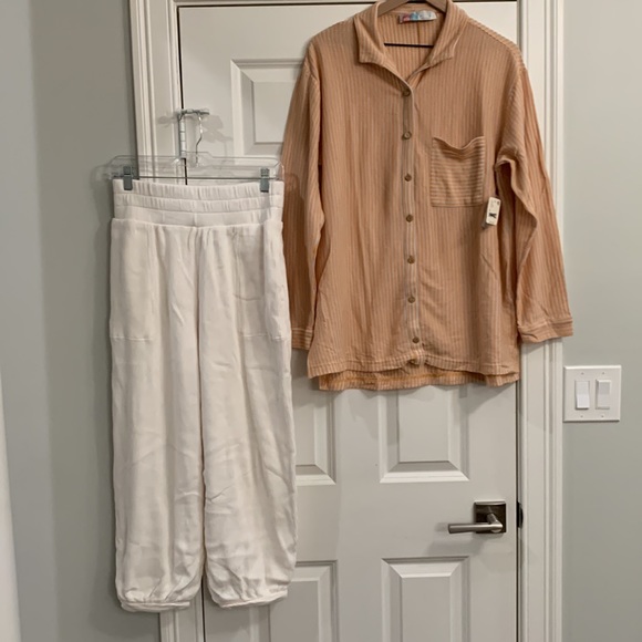NWOT Free People Better Days Set - Oversized Button-Down Top & Pants Z456-3 - Picture 2 of 5